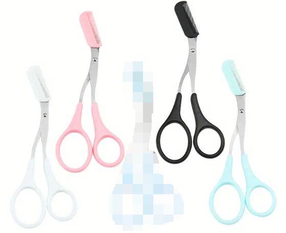 Ensemble de ciseaux et peigne à sourcils